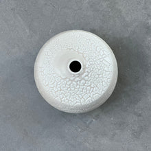 Load image into Gallery viewer, Medium bud vase