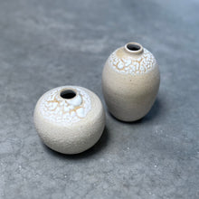 Load image into Gallery viewer, Bud Vase