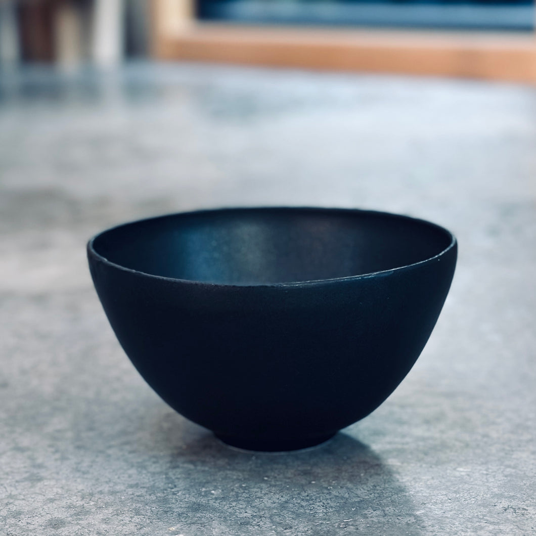 Medium Round Bowl